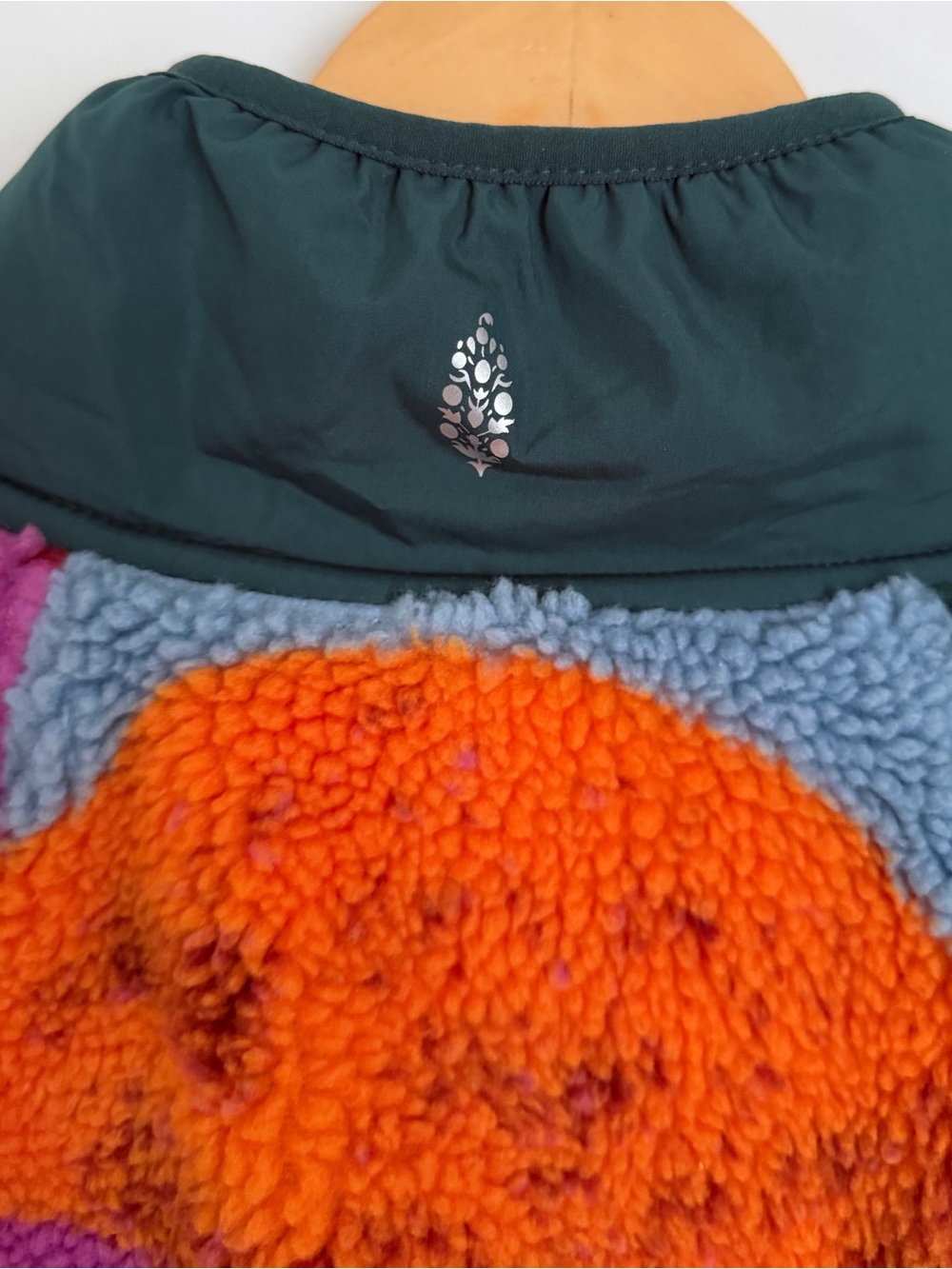 Free People Movement Rocky Ride Hit The Slopes Sherpa Pullover Sweater Sz Large - Picture 14 of 14